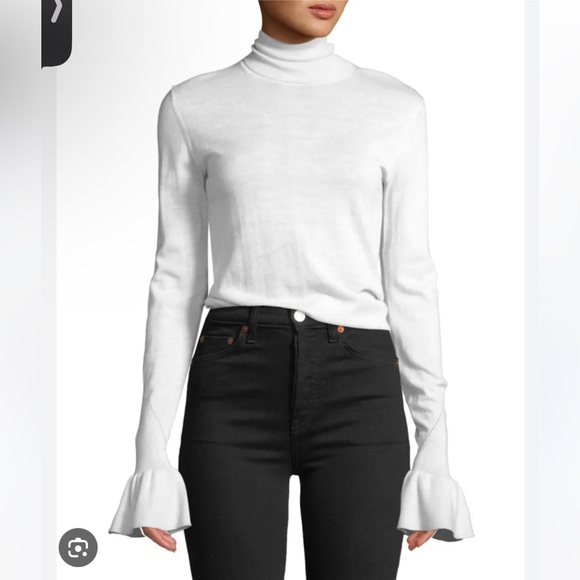 Sweaters - NWOT Veronica Beard 100% Merino Wool Ivory Turtleneck Bell Sleeve Sweater-Sz S